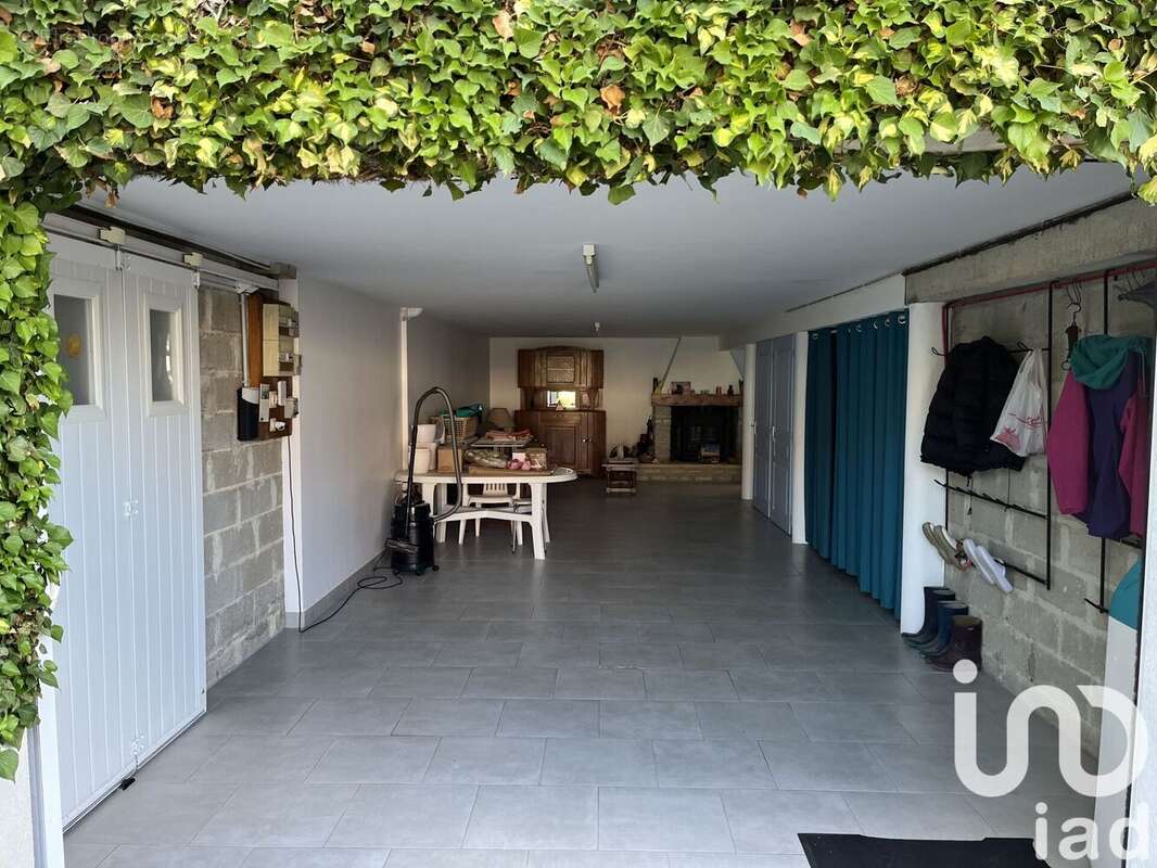 Maison 140 m² à Arthenac  - photo 9