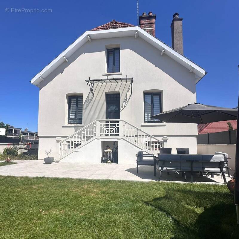 Maison à SAINT-APOLLINAIRE