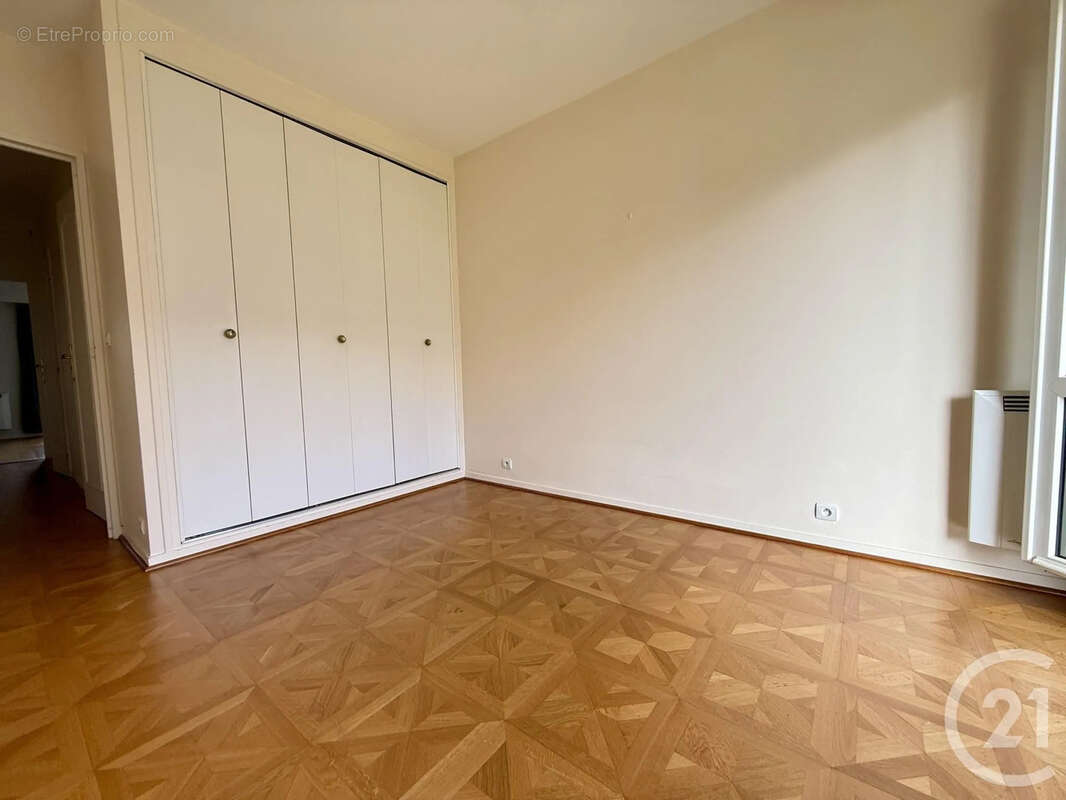 Appartement à FONTAINEBLEAU