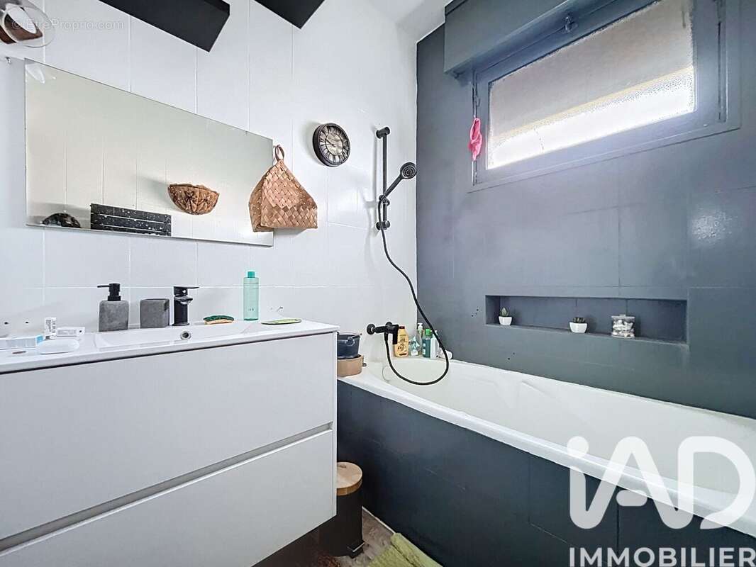 Photo 8 - Maison à SAINT-ETIENNE-DU-ROUVRAY