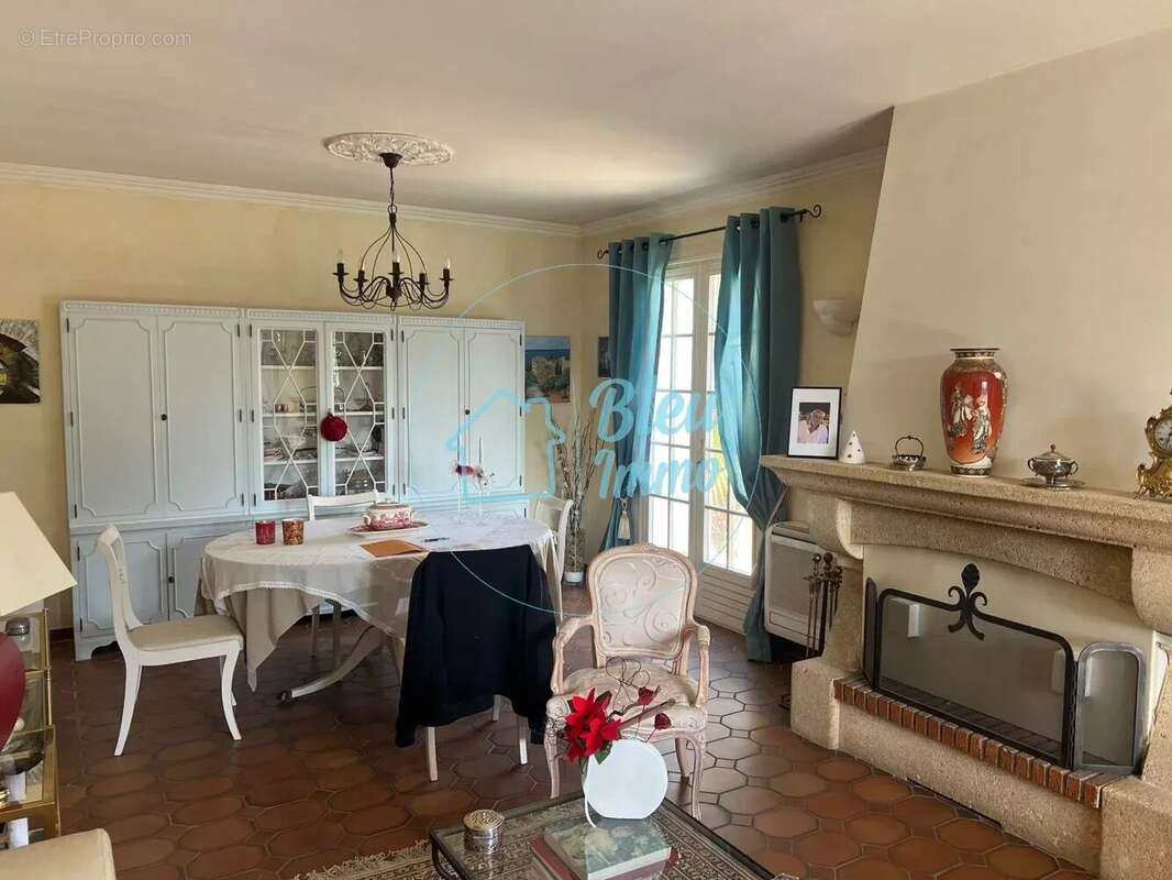 Milhaud villa t4 112m² / 574 m² de terrain avec piscine - photo 2