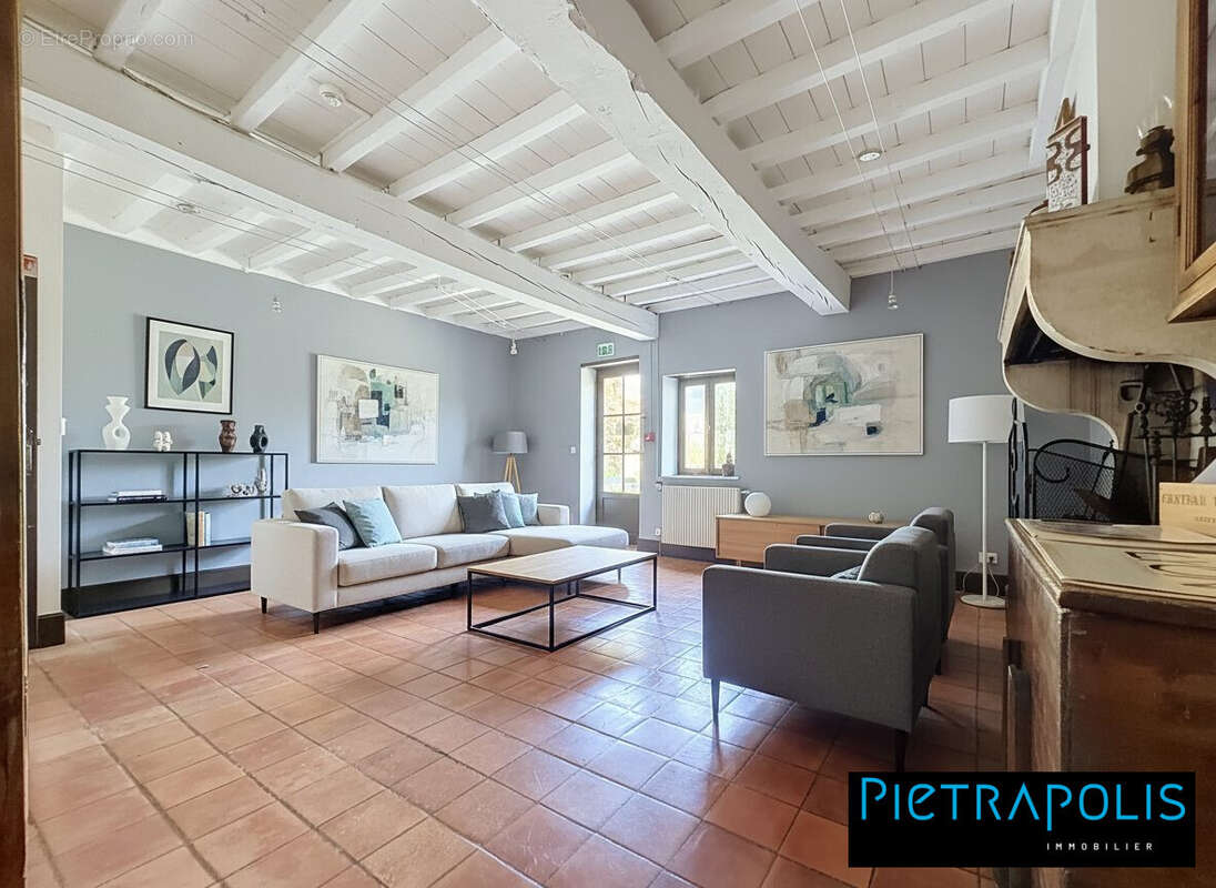 Maison 220 m² à Amberieux-En-Dombes  - photo 5