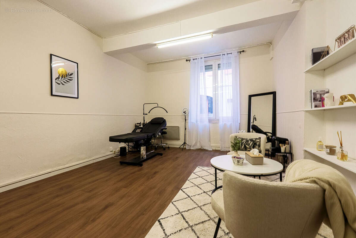 Commerce à CARCASSONNE