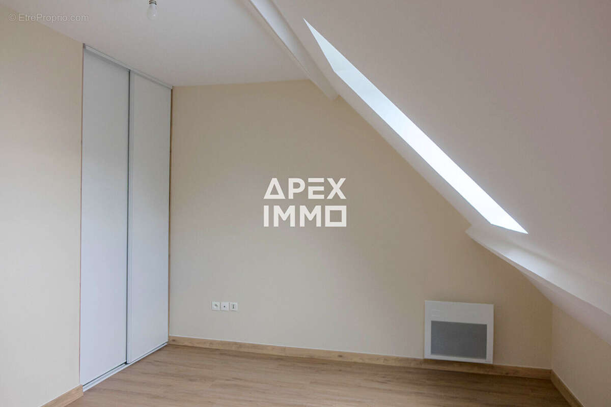 Maison à FLEURY-LES-AUBRAIS