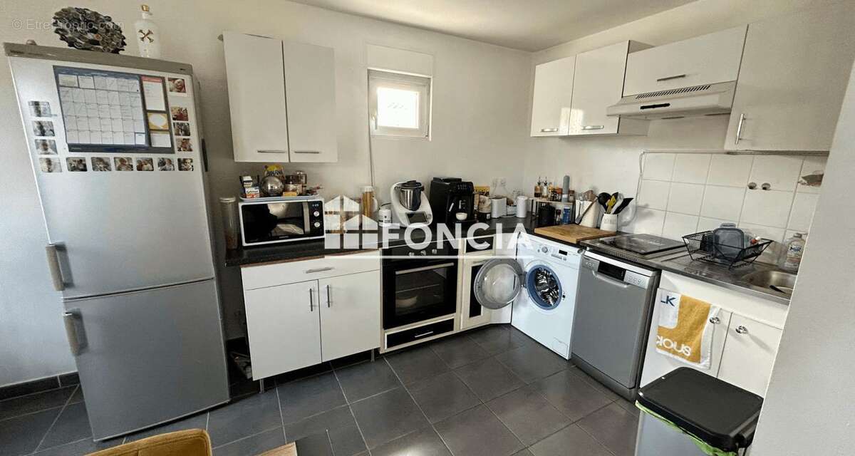 Appartement à PERTUIS