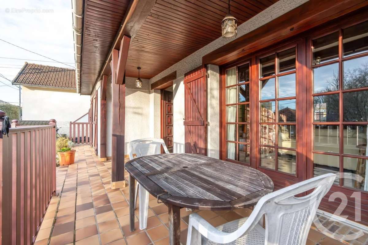 Maison à VILLIERS-SUR-MARNE