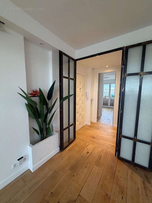 Appartement à SAINT-GRATIEN