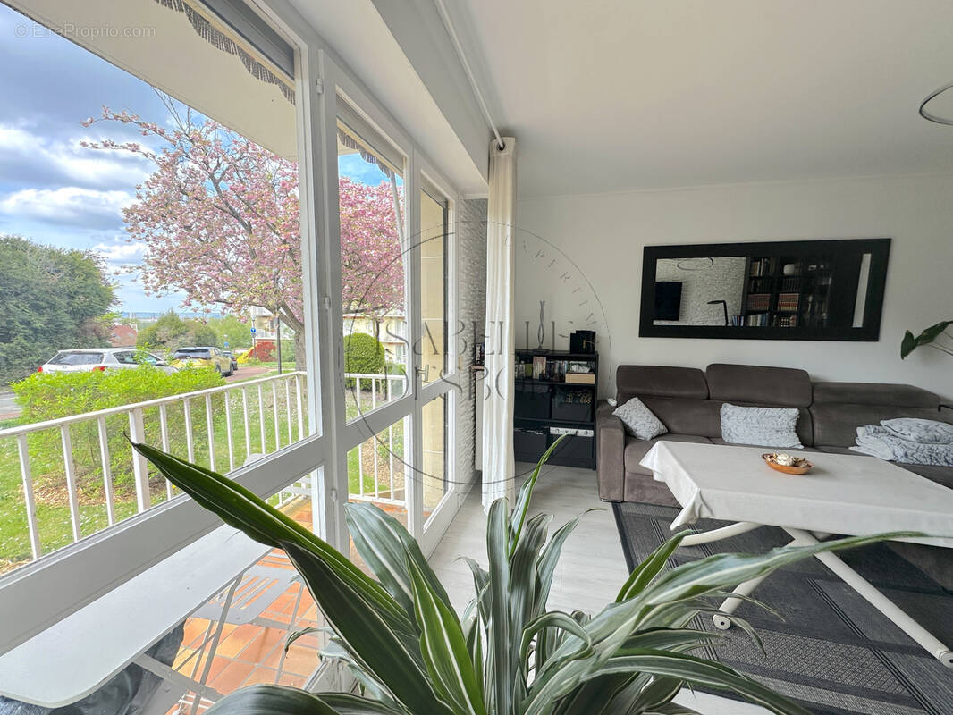 Appartement à CHAMBOURCY