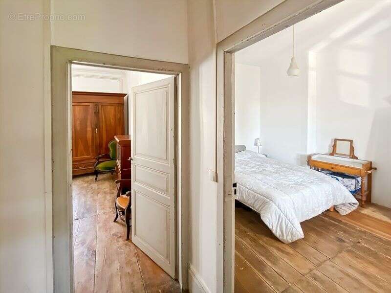 Maison à SAINT-CLAR