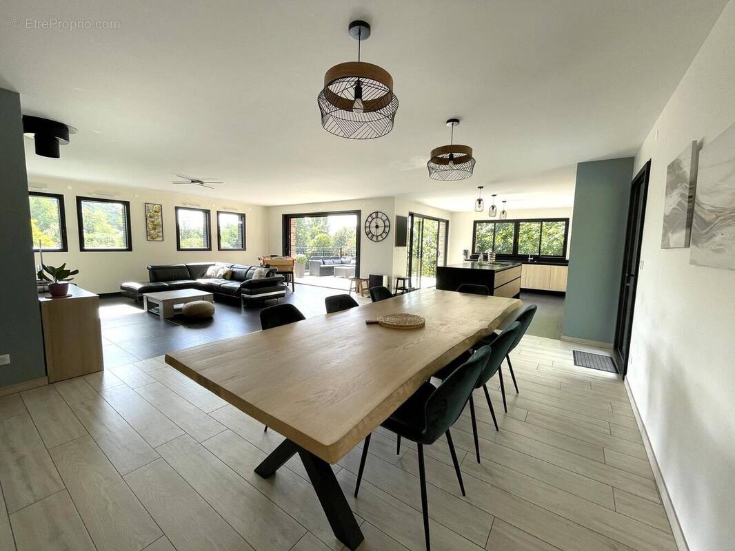 Maison à RESSONS-SUR-MATZ