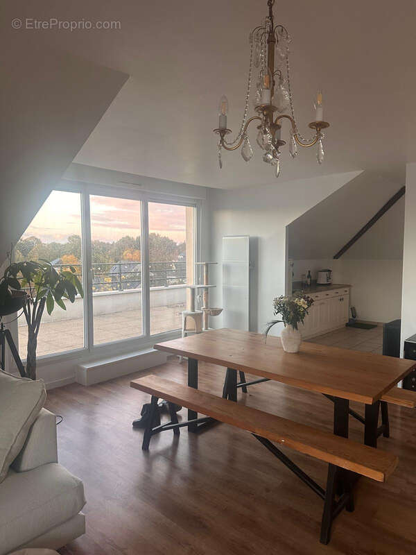 Appartement à SAINT-CYR-SUR-LOIRE