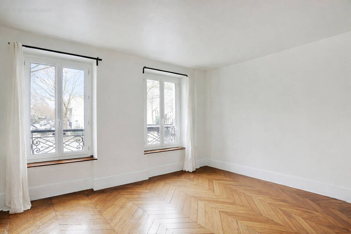 Appartement à PARIS-12E
