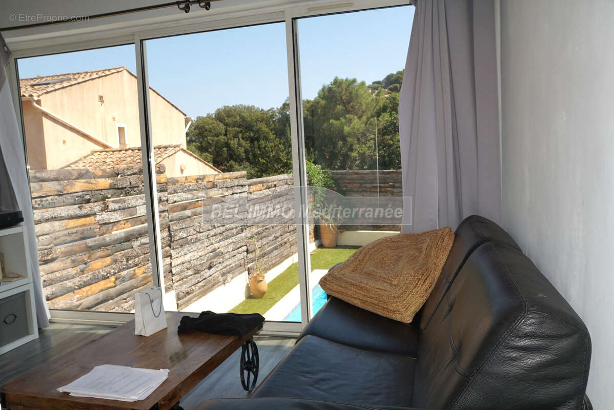 Villa 3 chambres, avec piscine et dépendances - photo 18
