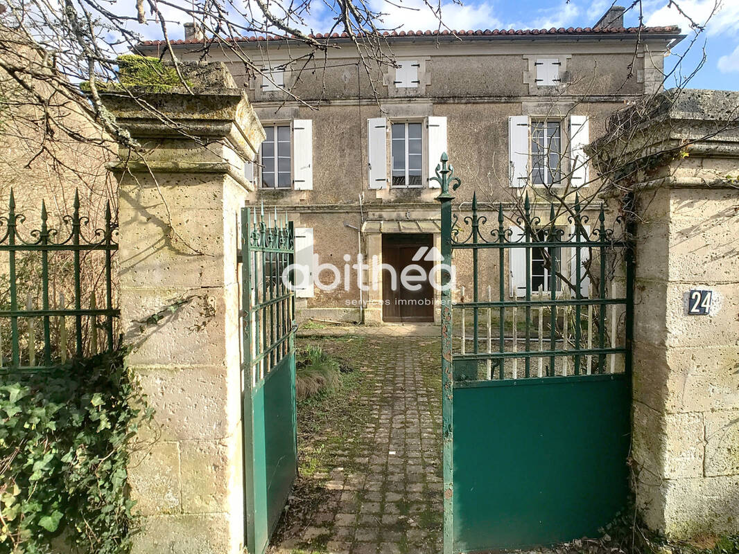 Maison à DIRAC