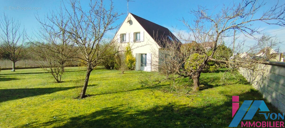 Maison à ECUELLES