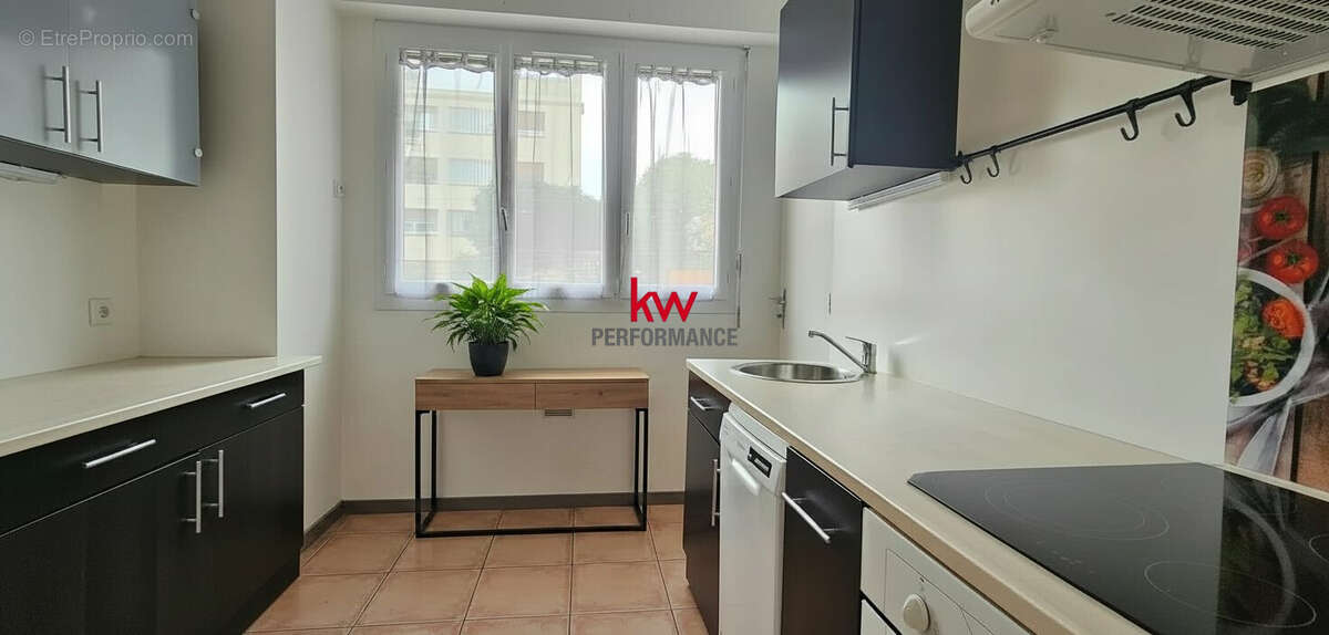 Appartement 74 m² à Saint-Gratien  - photo 4