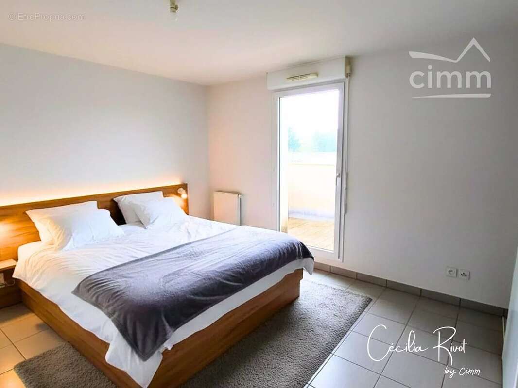 T2 avec Balcon, ascenseur  et 2 places de parkingà Artigues - photo 3