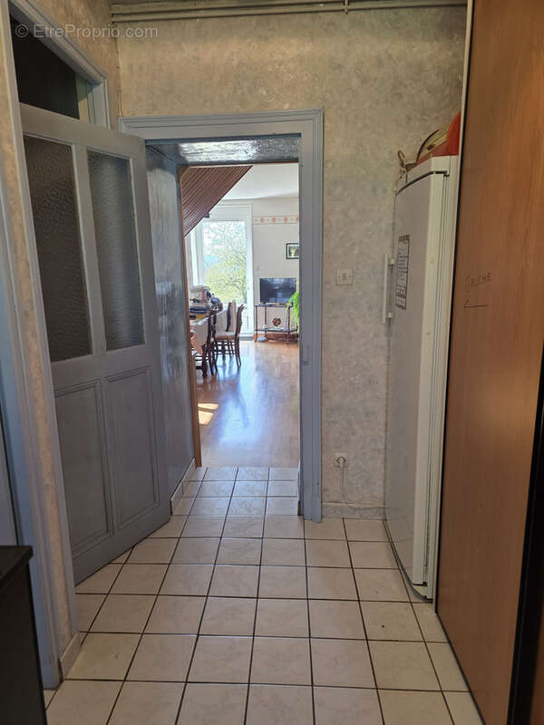 Maison à NEUFCHATEAU