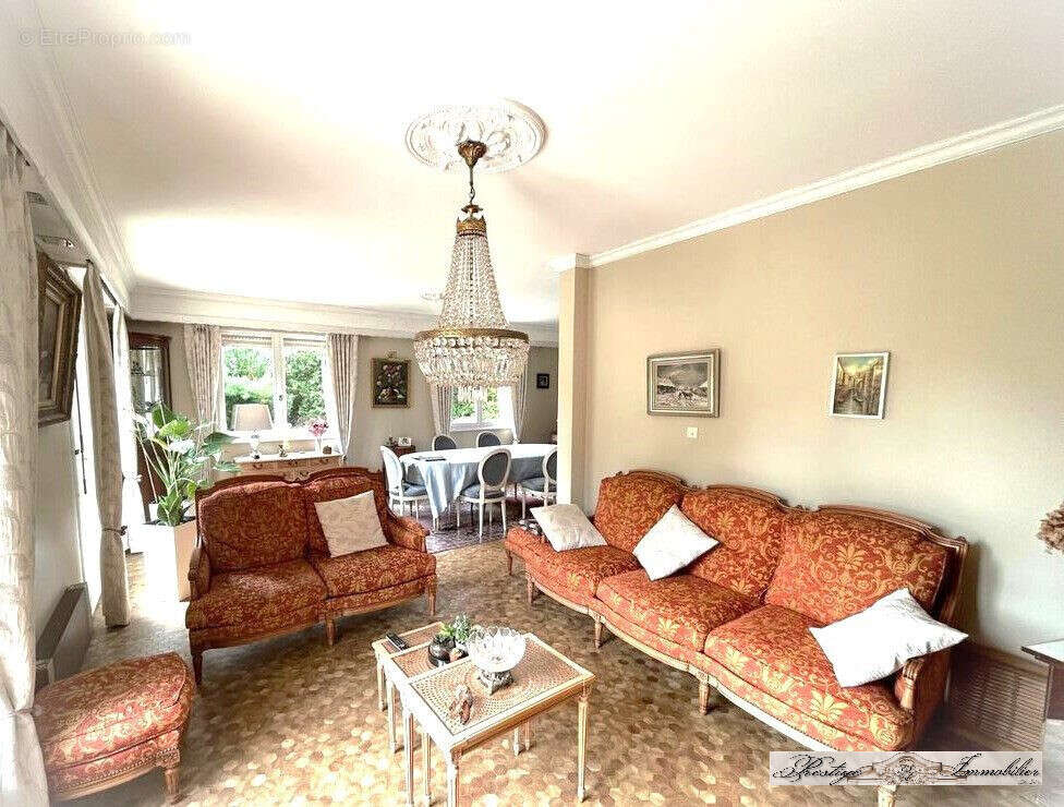 Maison 150 m² à Bergues  - photo 6