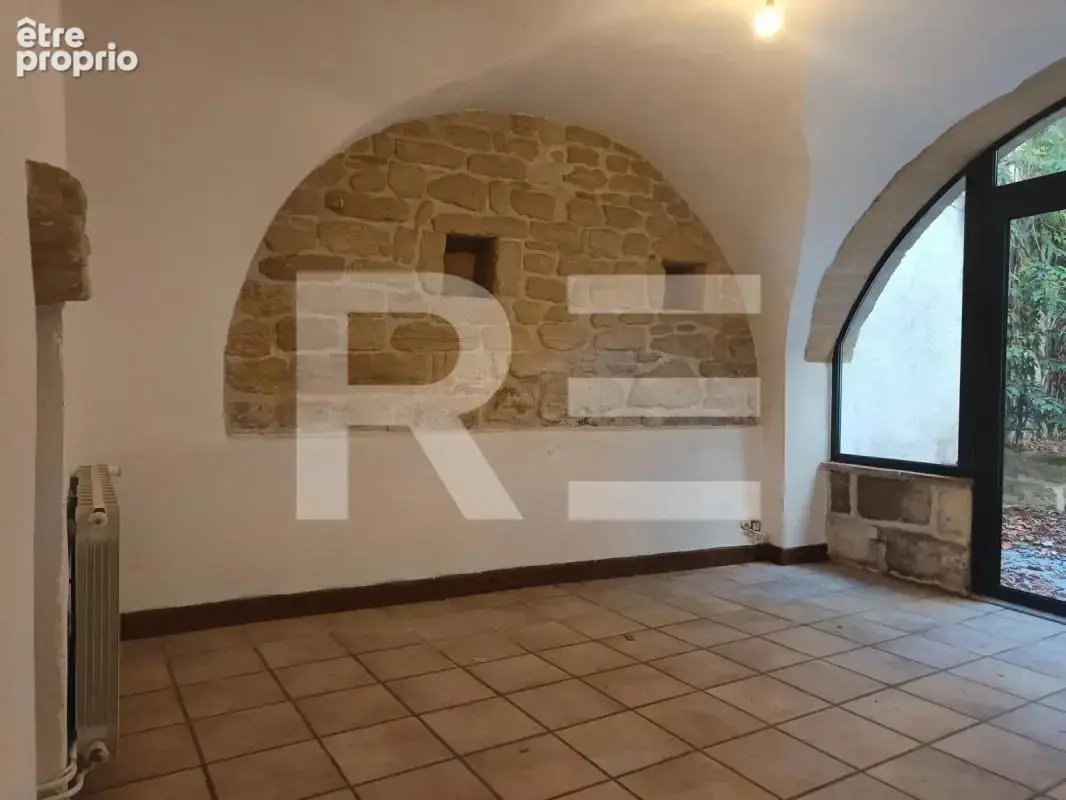 Ensemble immobilier situé dans le très beau village d'Aubais - photo 2
