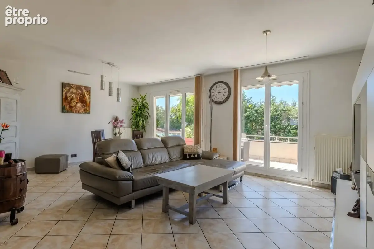 Maison de 152 m2 - sur terrain de 818 m2 - photo 3