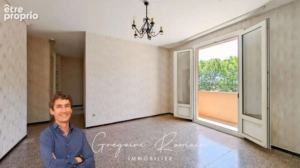 Appartement à PORT-SAINT-LOUIS-DU-RHONE