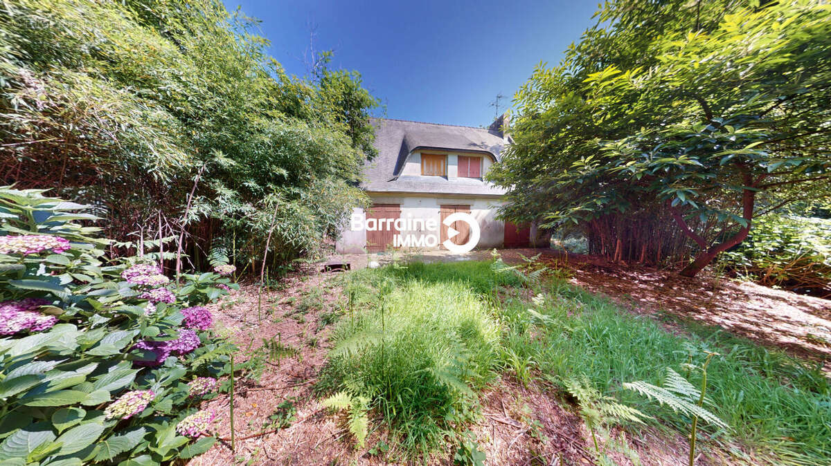 A vendre   plouzane  maison independante t7  sur 3170 m²  de terrain - photo 2