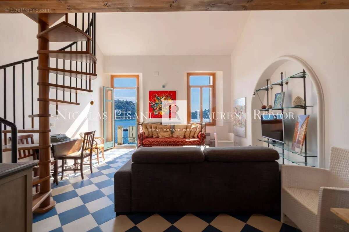 Appartement à VILLEFRANCHE-SUR-MER