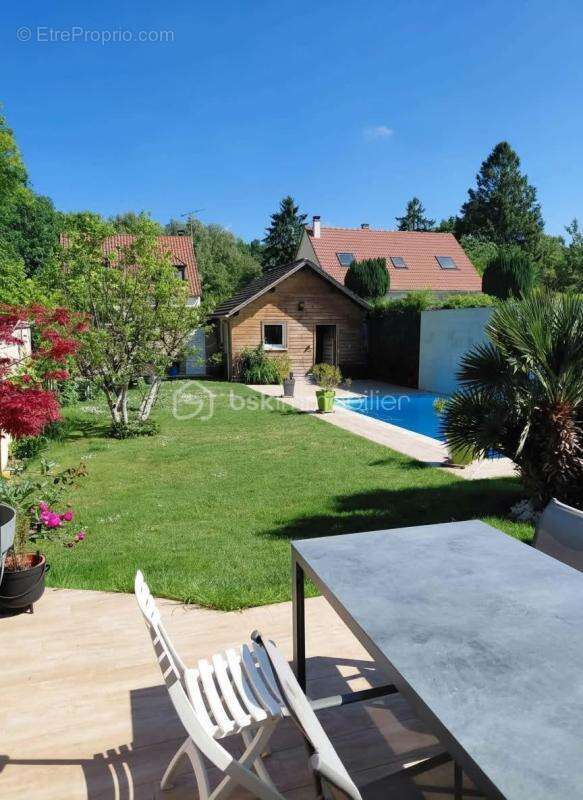 maison 5 pièces 131 m² - photo 5
