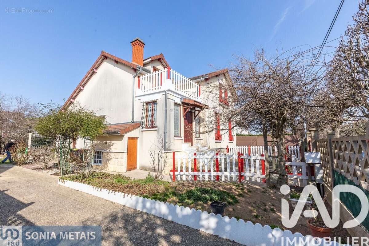 Photo 2 - Maison à SAVIGNY-SUR-ORGE