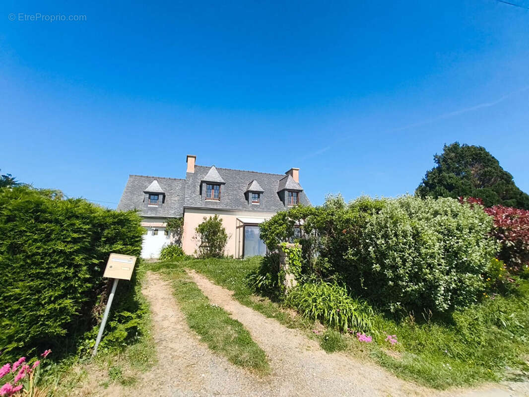Maison Plougastel Daoulas 7 pièce(s) 106 m2 - photo 4