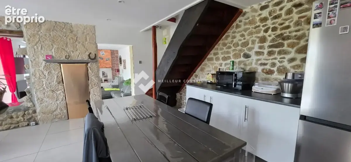 Maison 4 pièces 98 m² à vendre à Lachaux (63290) - photo 1
