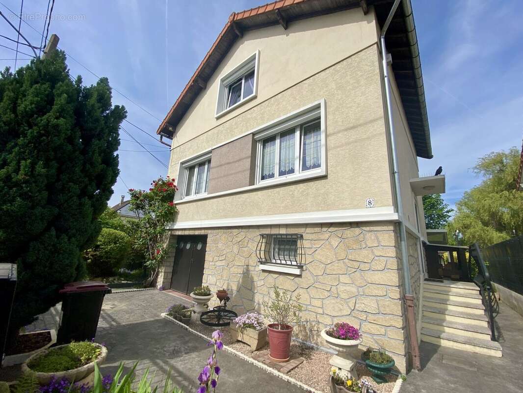 Maison à CHELLES