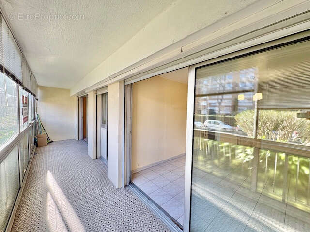 Appartement à MANDELIEU-LA-NAPOULE