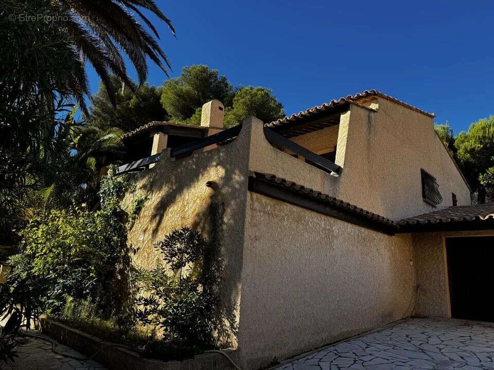 Maison à CARRY-LE-ROUET