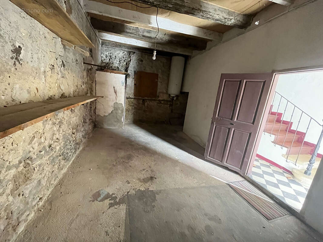 Maison de village avec garage - photo 6