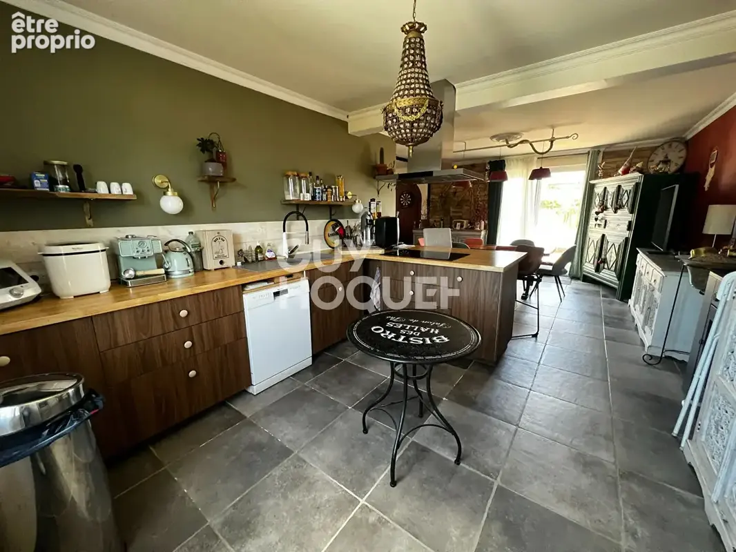 Maison 131 m² à Bonnemain  - photo 4