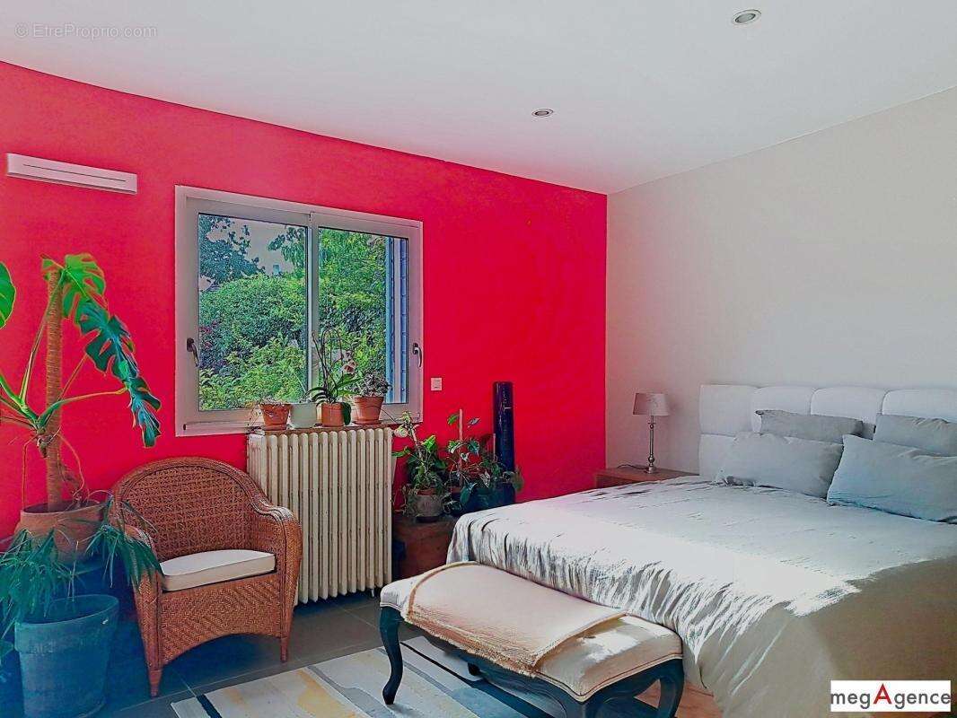 Coup de cœur entre Bout des Pavés et Hippodrome : maison familiale avec jardin - photo 9