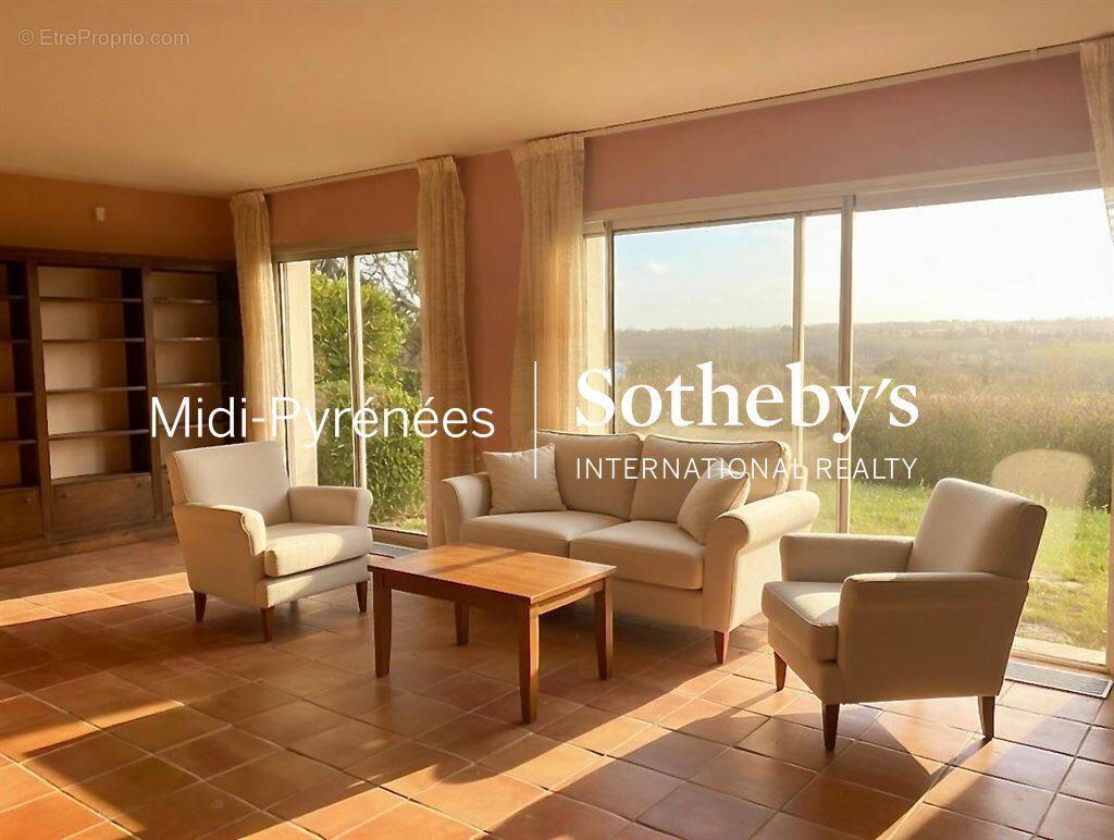 Maison à VIGOULET-AUZIL