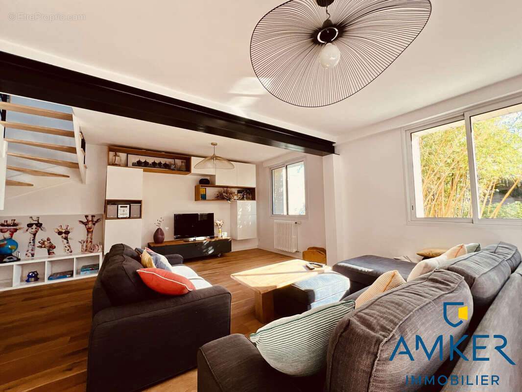 Maison à SAINT-JULIEN-DE-CONCELLES