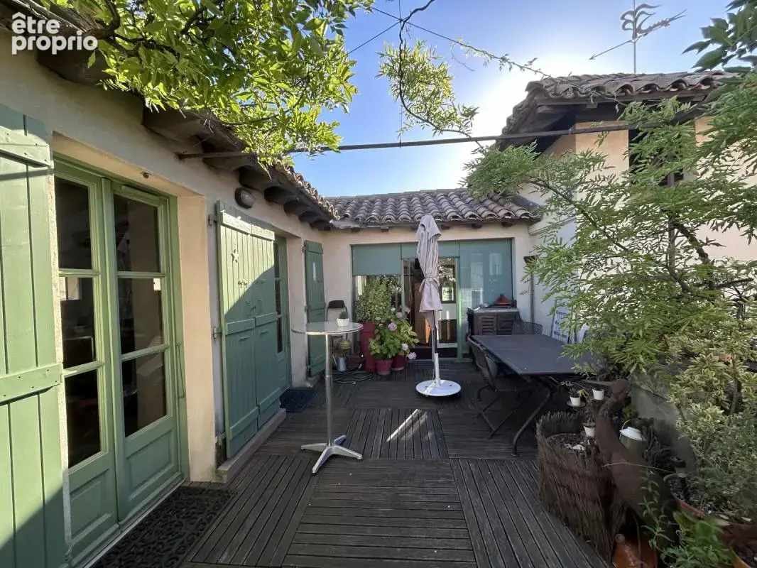 Nîmes centre historique : duplex de 141 m² avec terrasses - photo 3