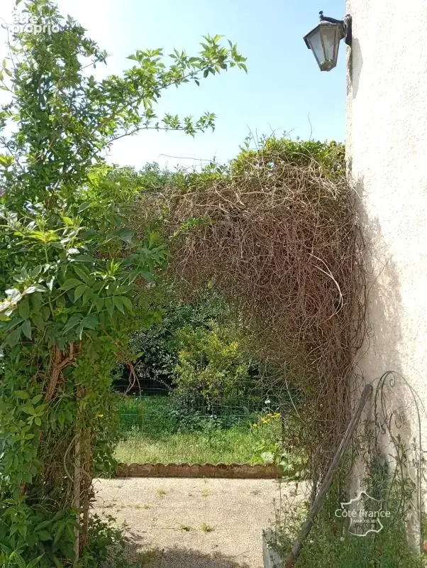 Jolie maison avec cabanon, jardin, garage et toiture neuve - photo 22