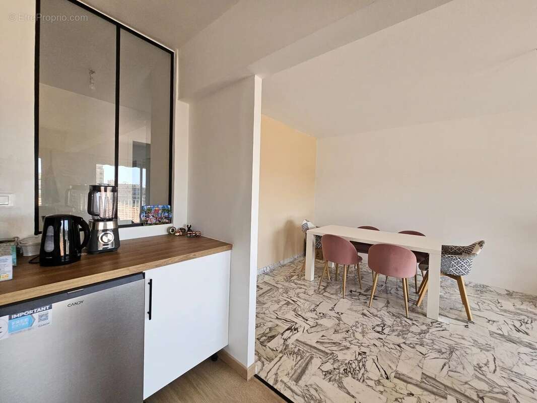 3 Pièces de 73,32 m² avec balcon, cave et parking en sous-sol / Saint Laurent du Var Centre / 5min de la mer et de l'aéroport - photo 5