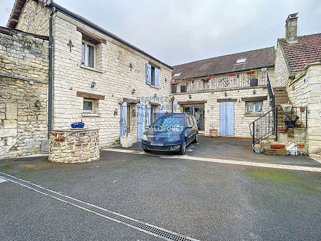 Maison à MONTATAIRE