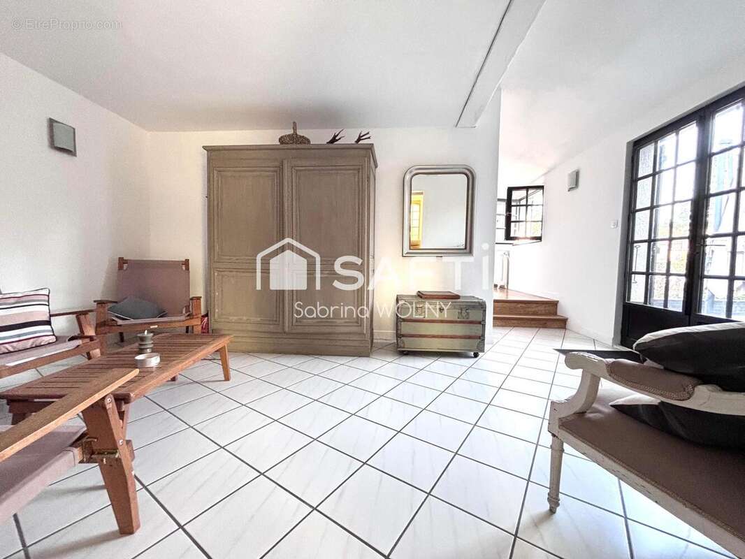 Maison 230 m² à Thelus  - photo 4
