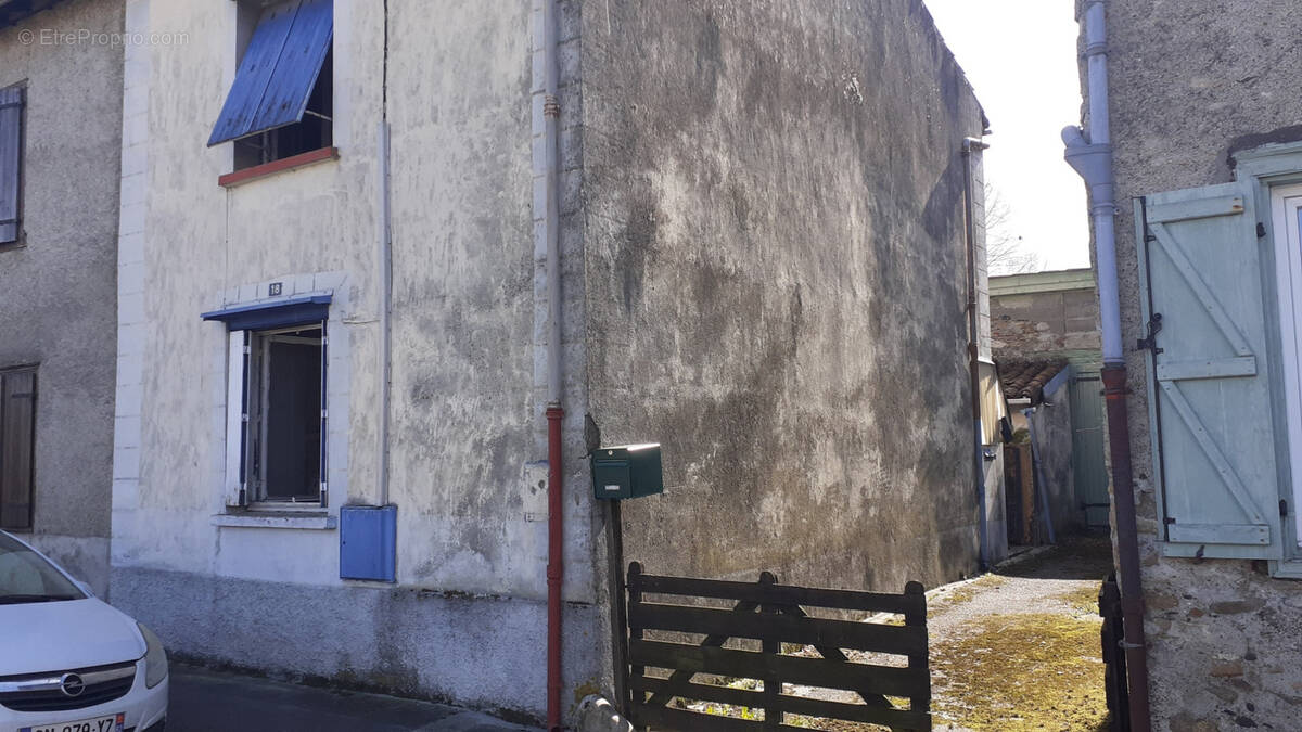 Maison à MIRAMONT-DE-COMMINGES