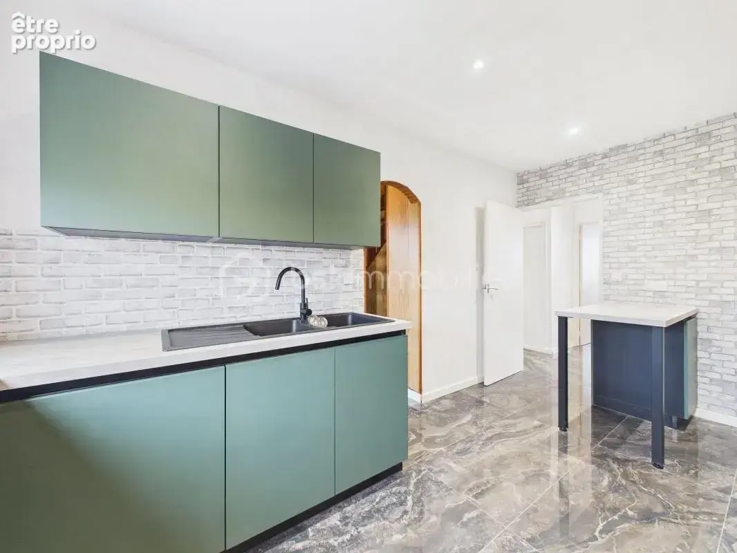 Duplex lumineux et confortable avec garage et caves - photo 2