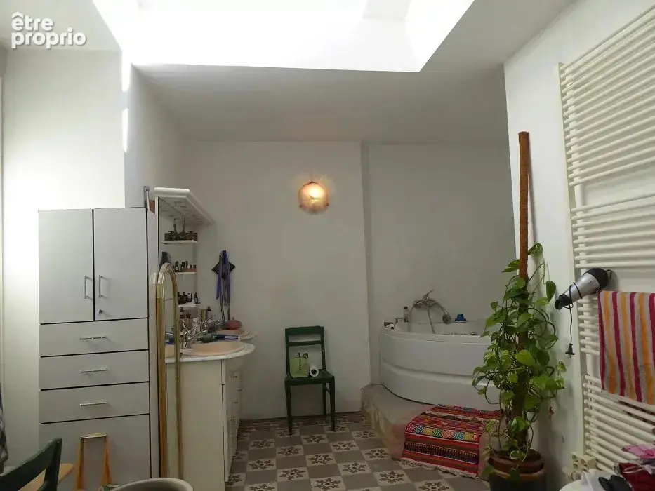 DIEULEFIT - 26220 – Propriété rénovée - 15 pièces – 7 chambres - 330 m²    Piscine 54 m² - Au cœur d’un domaine boisé Terrain 12 - photo 14