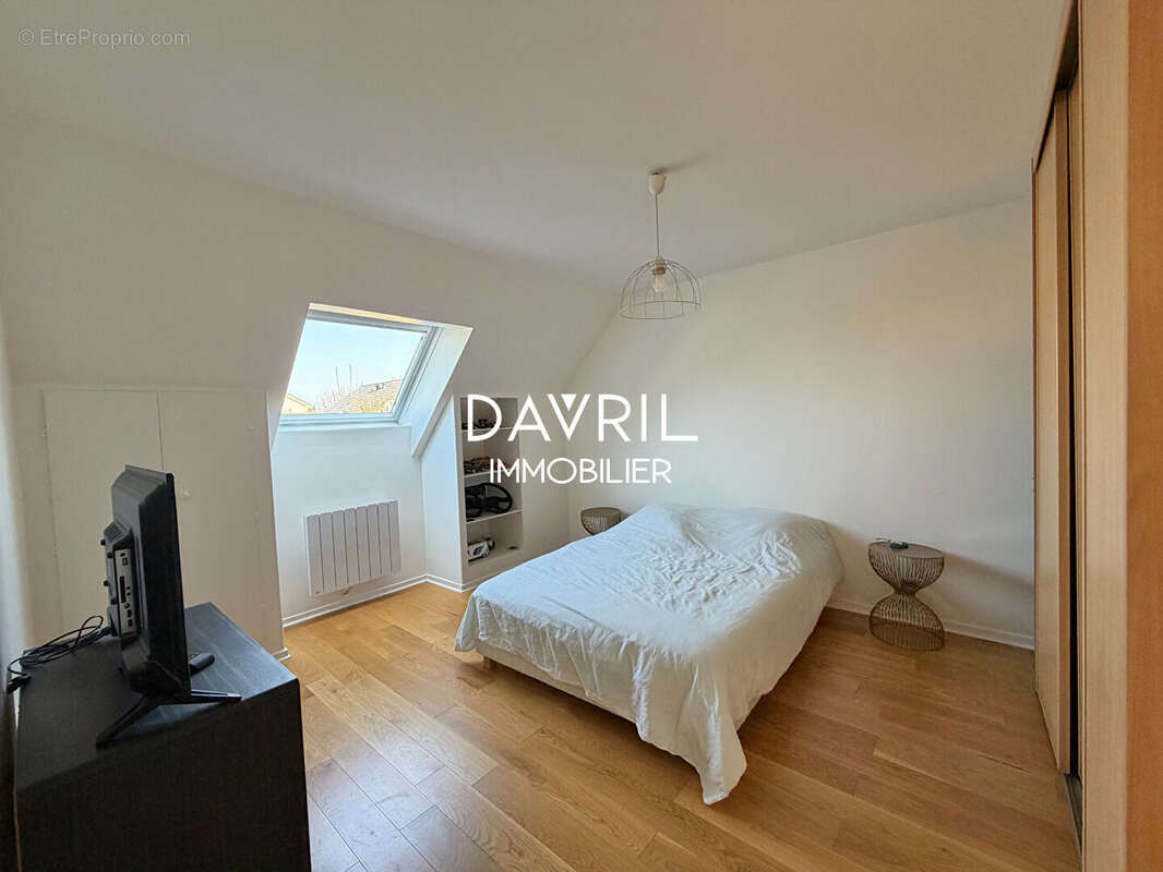 Maison à CONFLANS-SAINTE-HONORINE