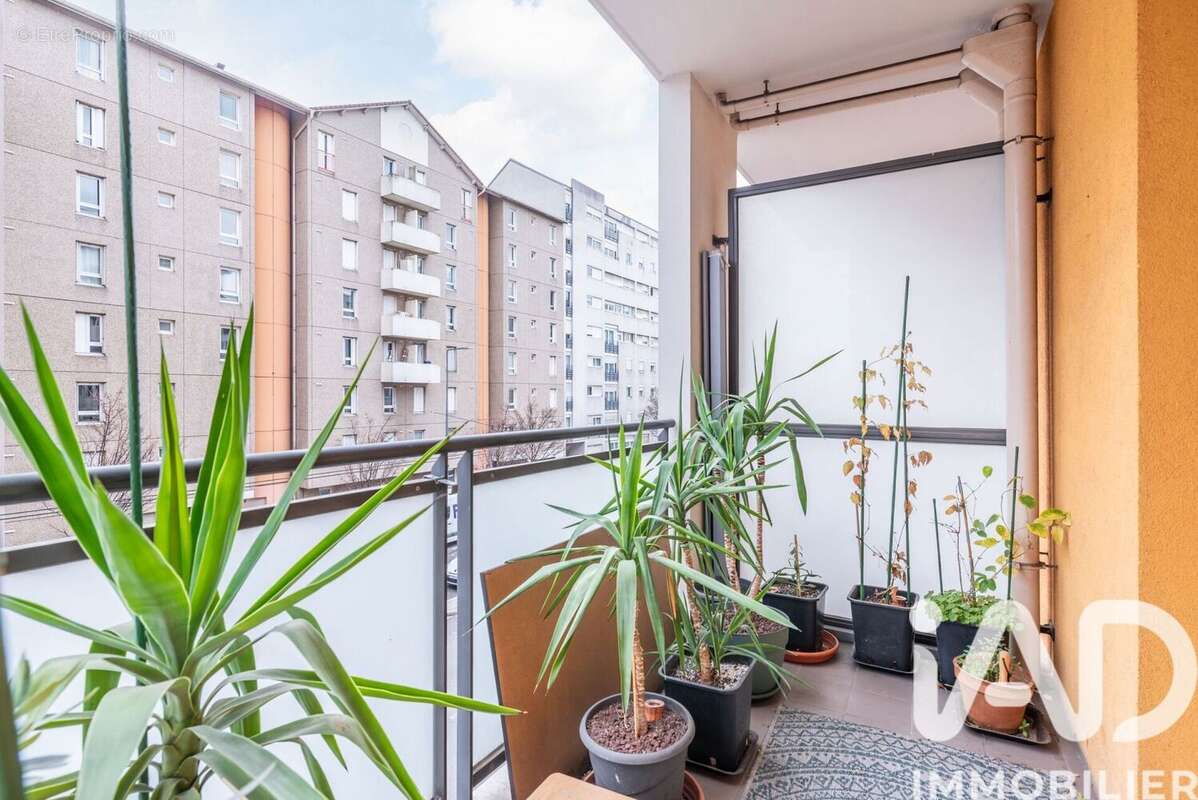 Photo 3 - Appartement à VILLEURBANNE